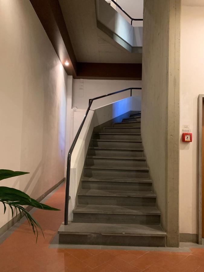 Signoria Apartment With Patio Флоренция Экстерьер фото