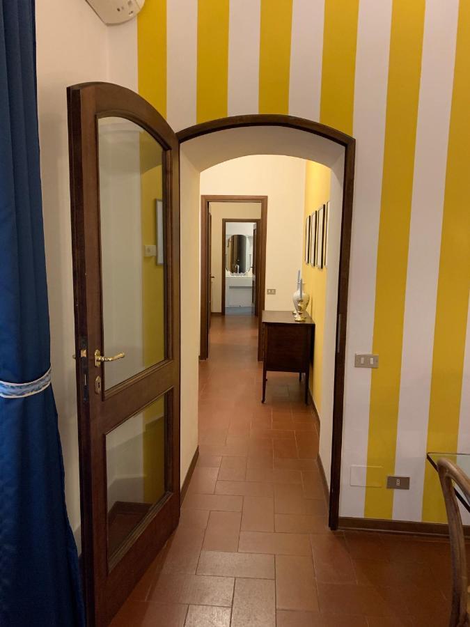 Signoria Apartment With Patio Флоренция Экстерьер фото
