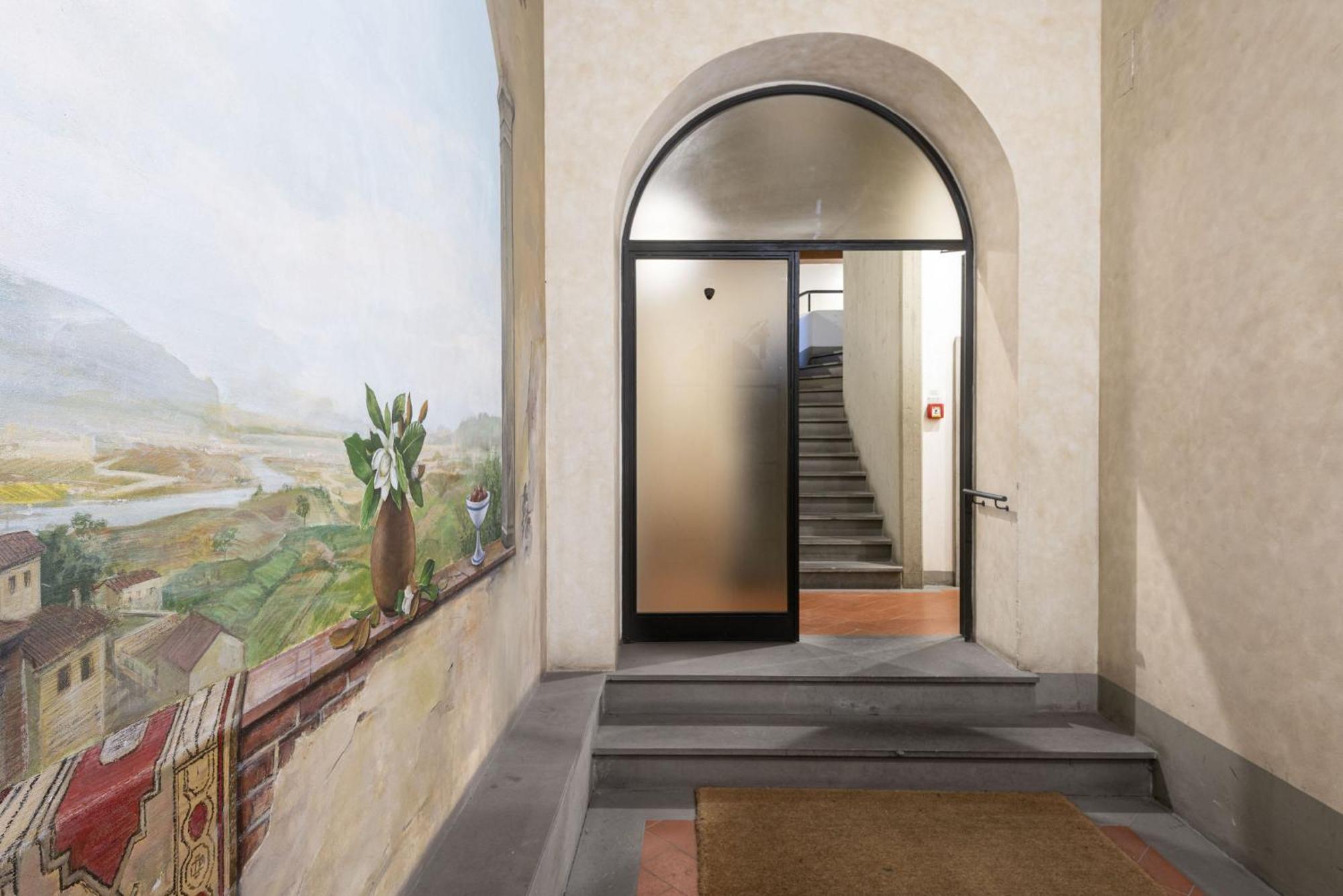 Signoria Apartment With Patio Флоренция Экстерьер фото
